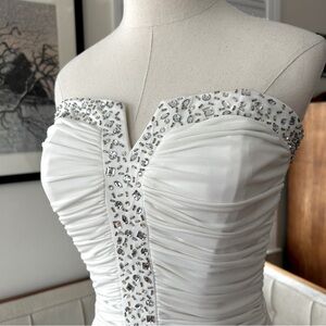 Laundry by Shelli Segal Knockout Dress